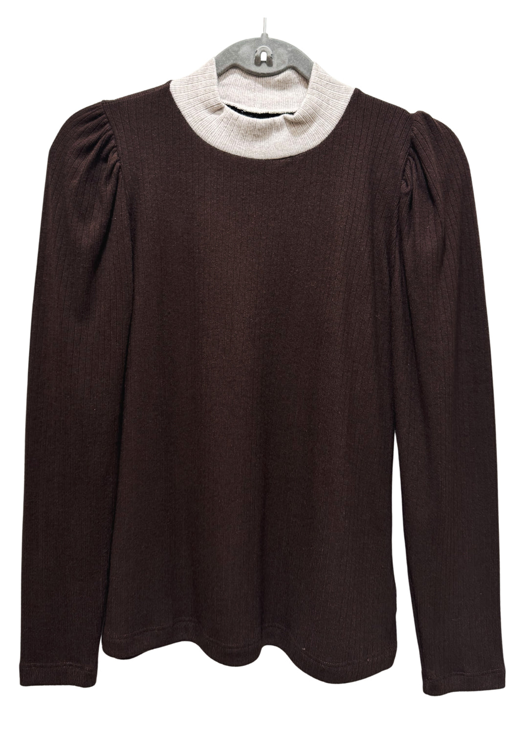 Beatle Laura | Chocolate cuello beige