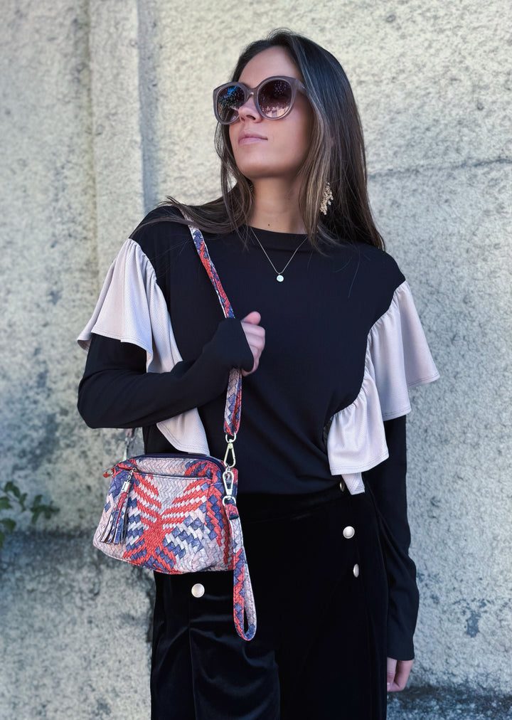 *PRE VENTA* Polera Paula | Negro vuelos beige