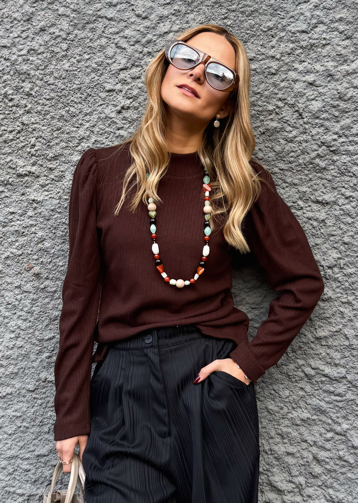 Beatle Laura | Chocolate