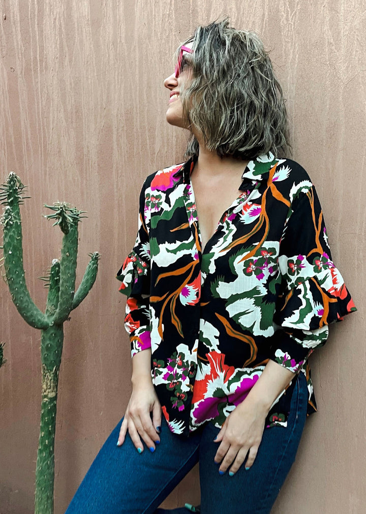 Blusa Vale | Flores - Fondo Negro