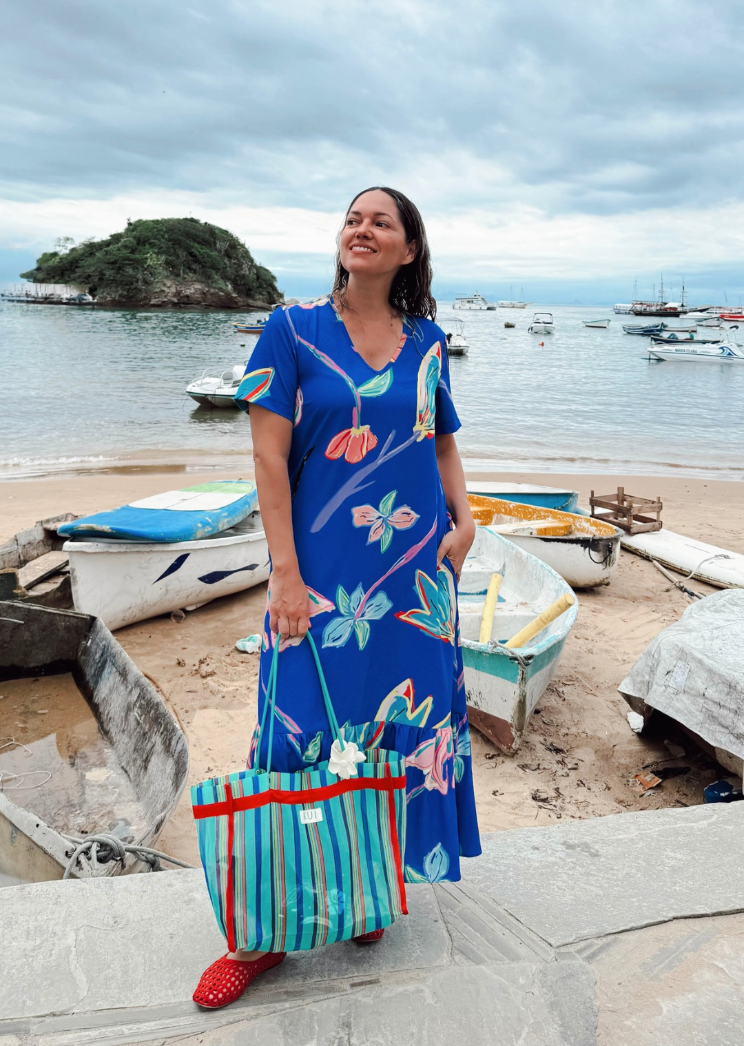 Vestido Rafa azul flores - vestido estampado mujer para matrimonio cóctel o salidas especiales hecho en Chile | Victoria Raveau