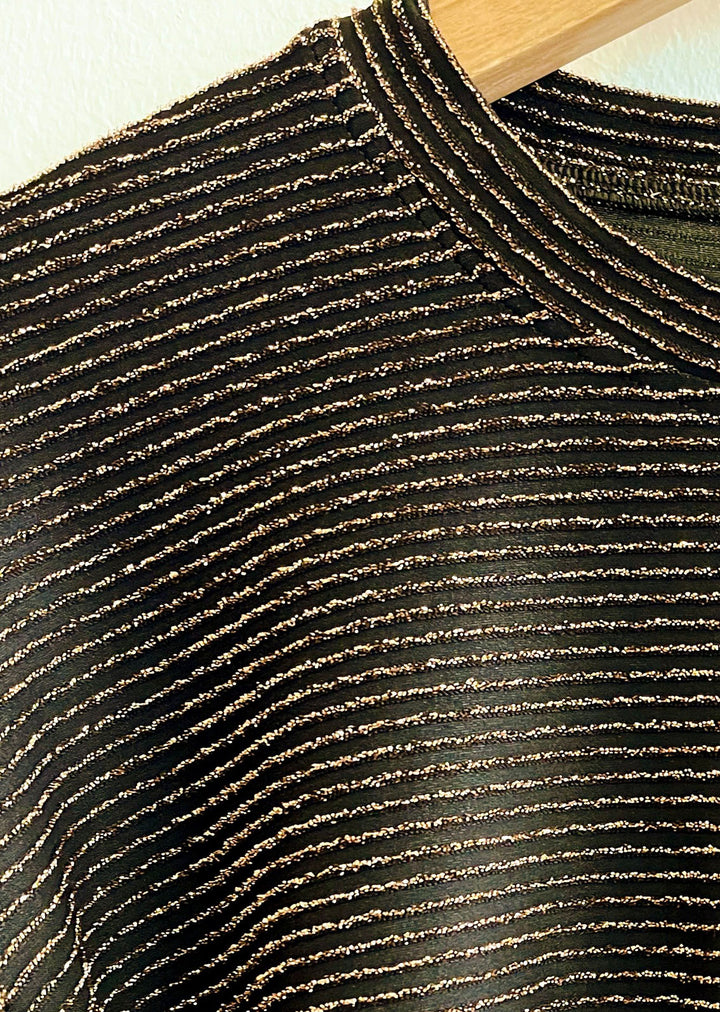 Polera Ada | Brillos Dorados