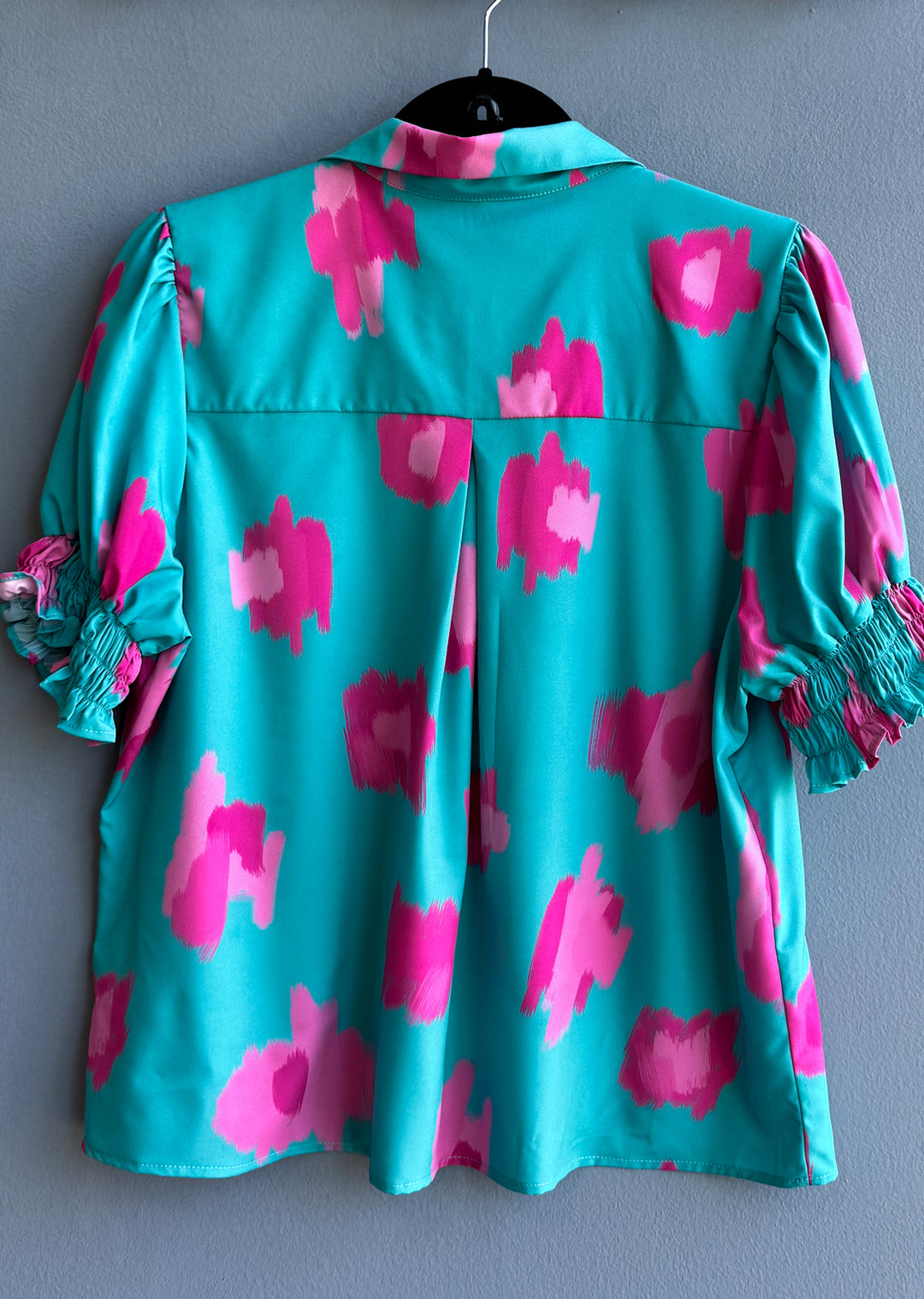 Blusa Maite | Abstracto fondo turquesa