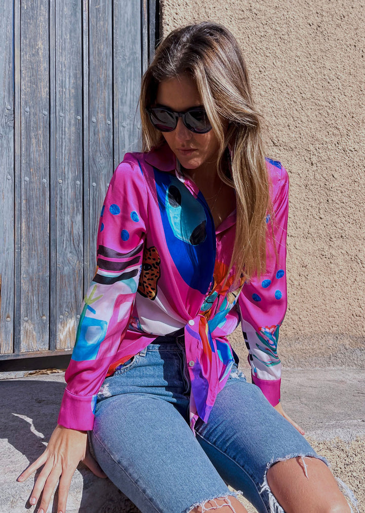 Blusa Bernarda | Pintura Fondo Fucsia