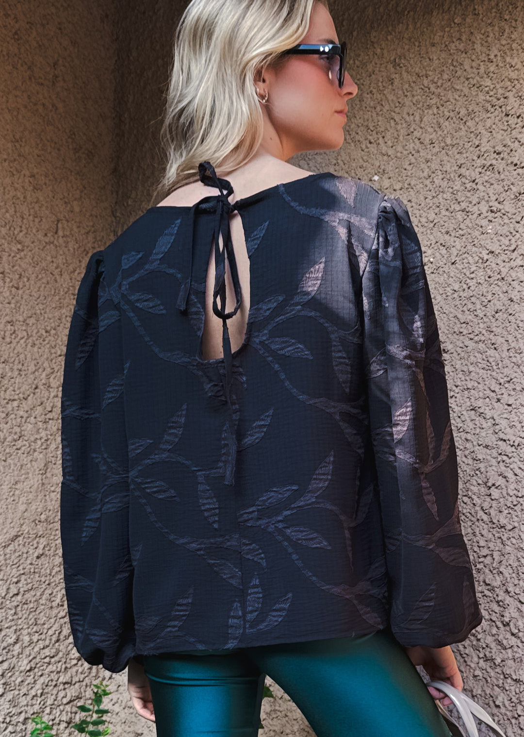 Blusa Gloria Manga Larga | Negra Hojas