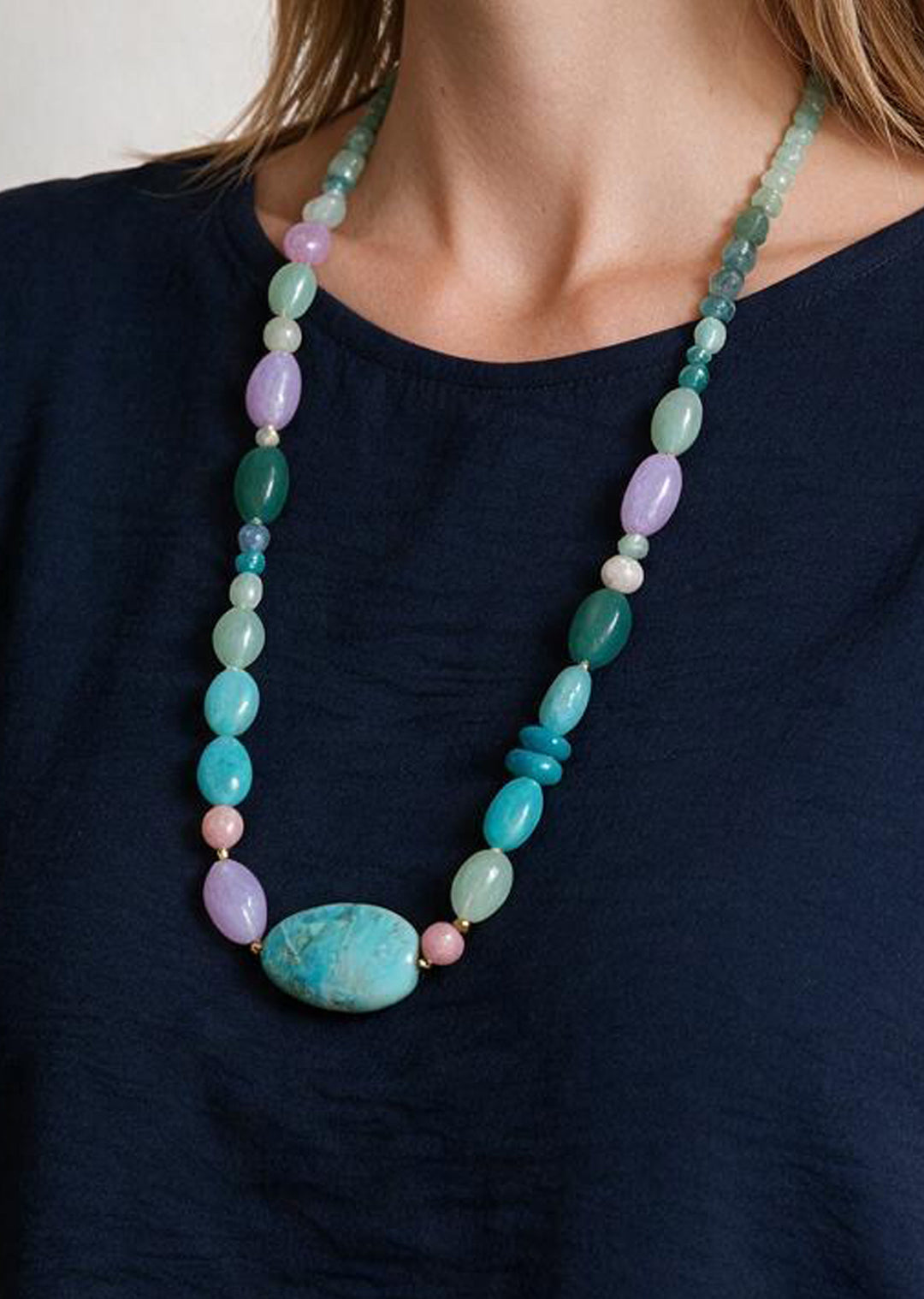 COLLAR 608