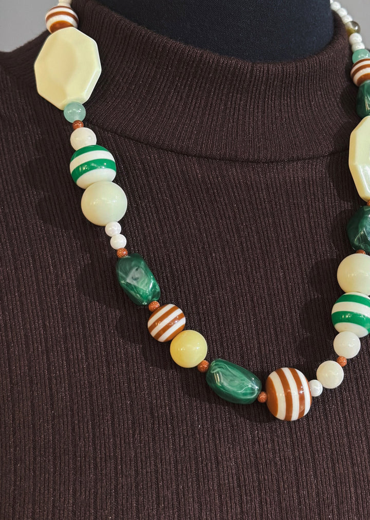 COLLAR 48