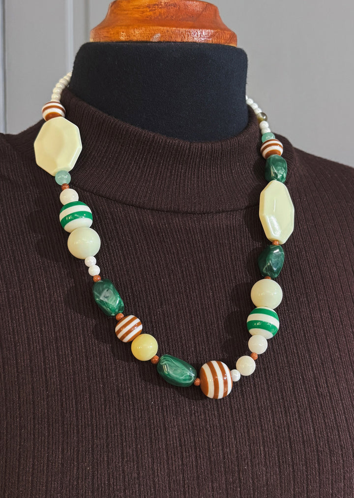 COLLAR 48