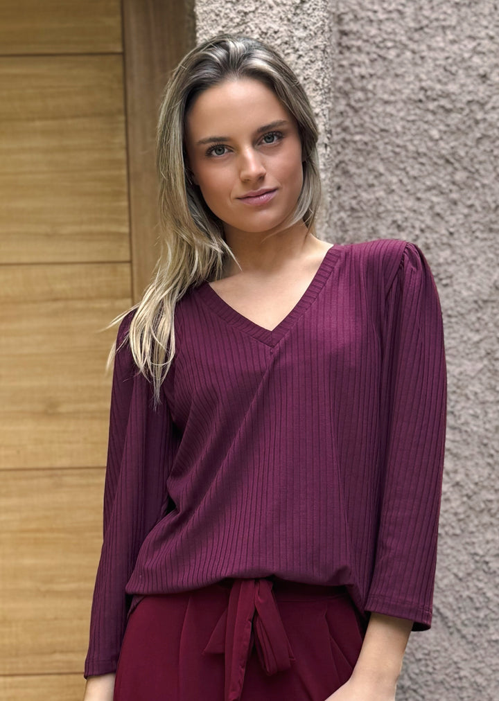 *PRE VENTA* Polera Feña cuello V | Burdeo