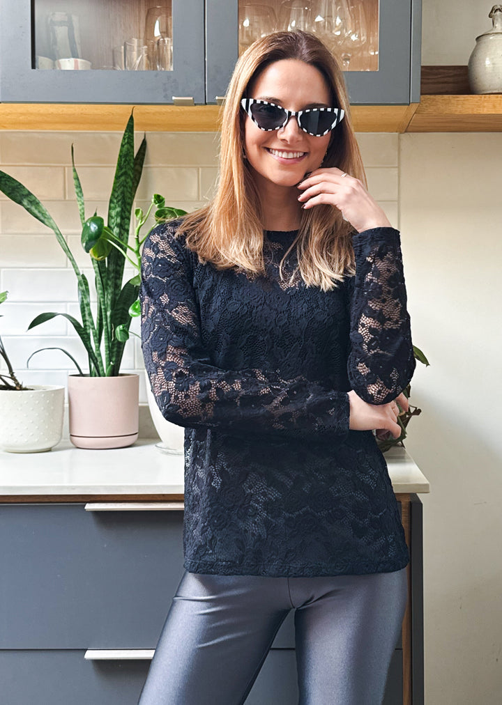 Polera Rebe | Negra