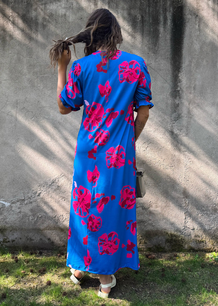 *PRE VENTA* Vestido Ignacia | Flores Fondo Azul